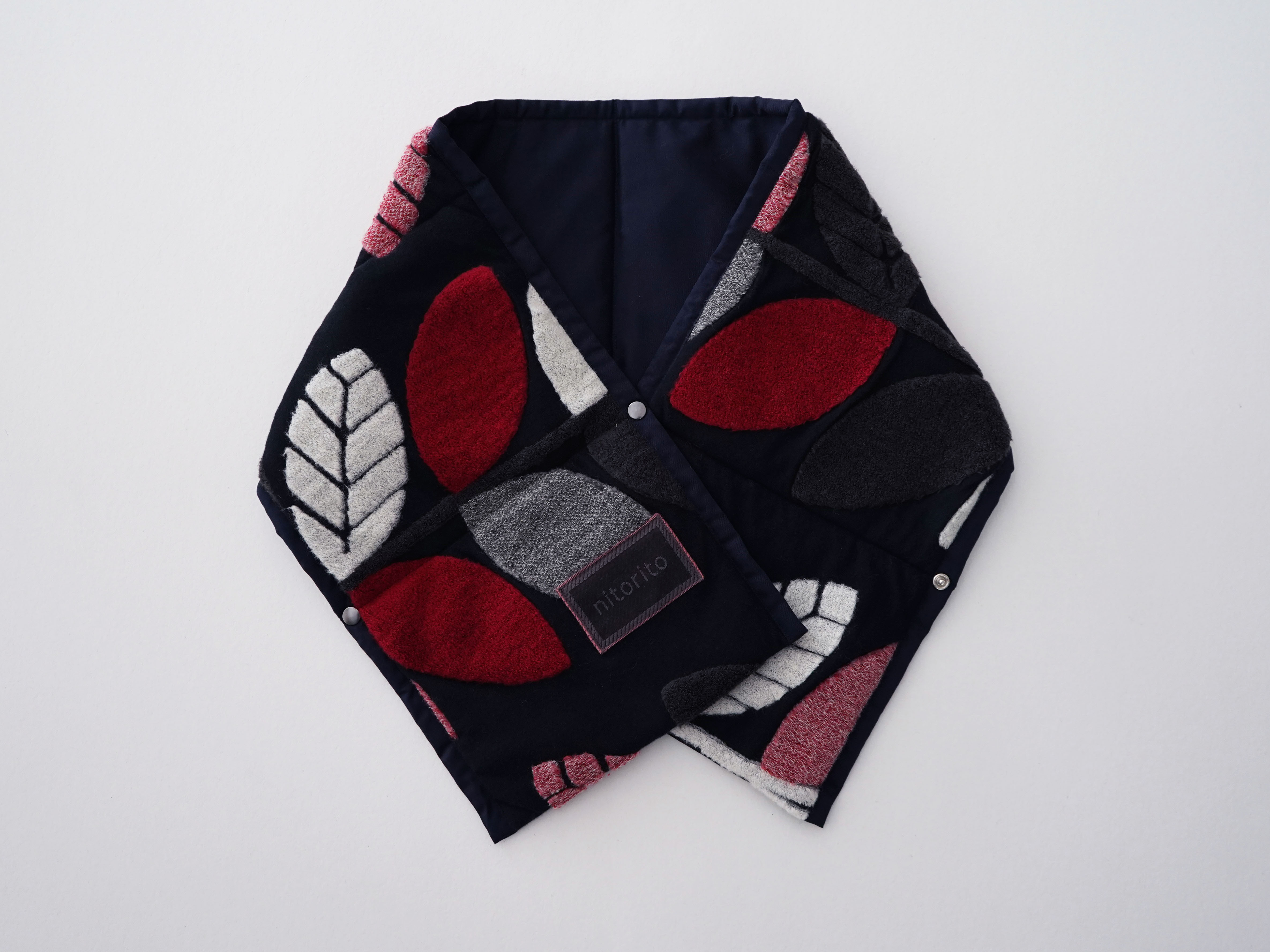 leaves(black)