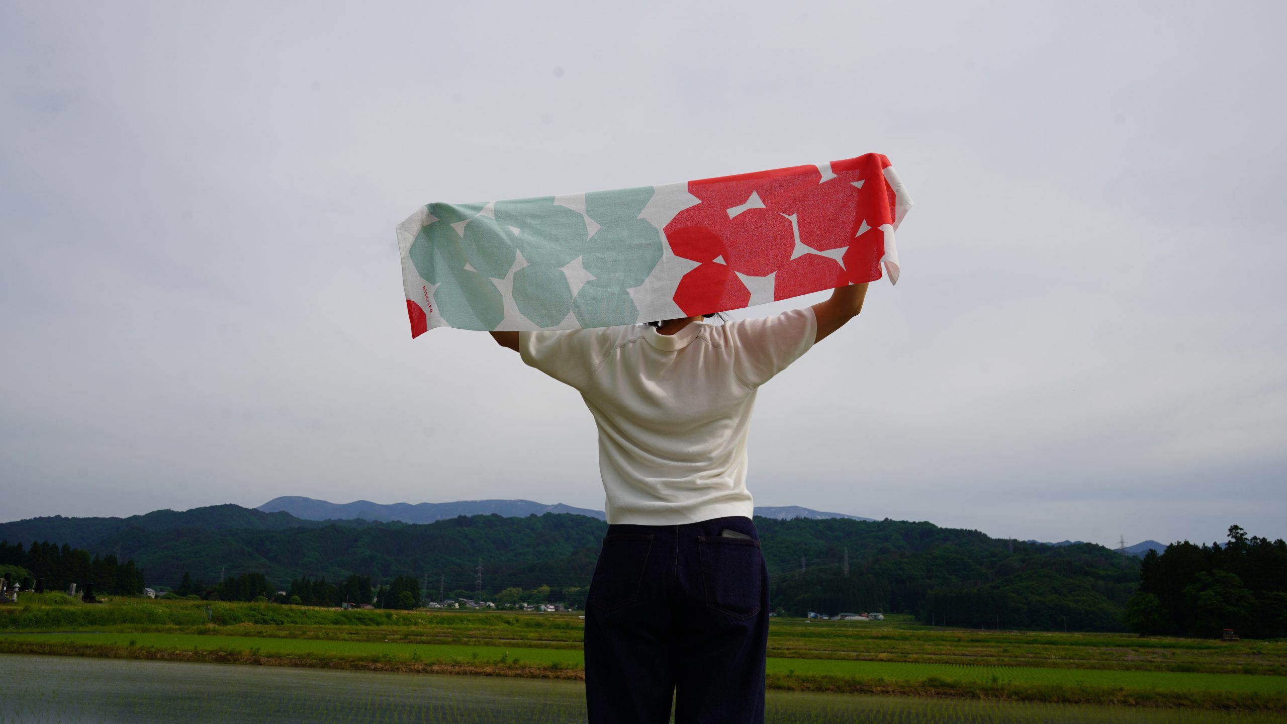 【stone_red】ファームマフラー