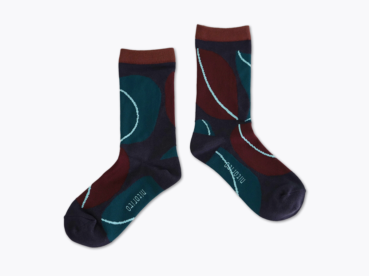 nuts (green)