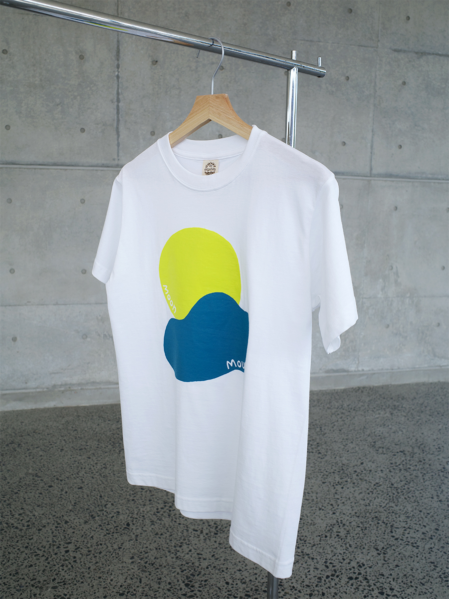 【mountain&moon】Women’s T-shirt