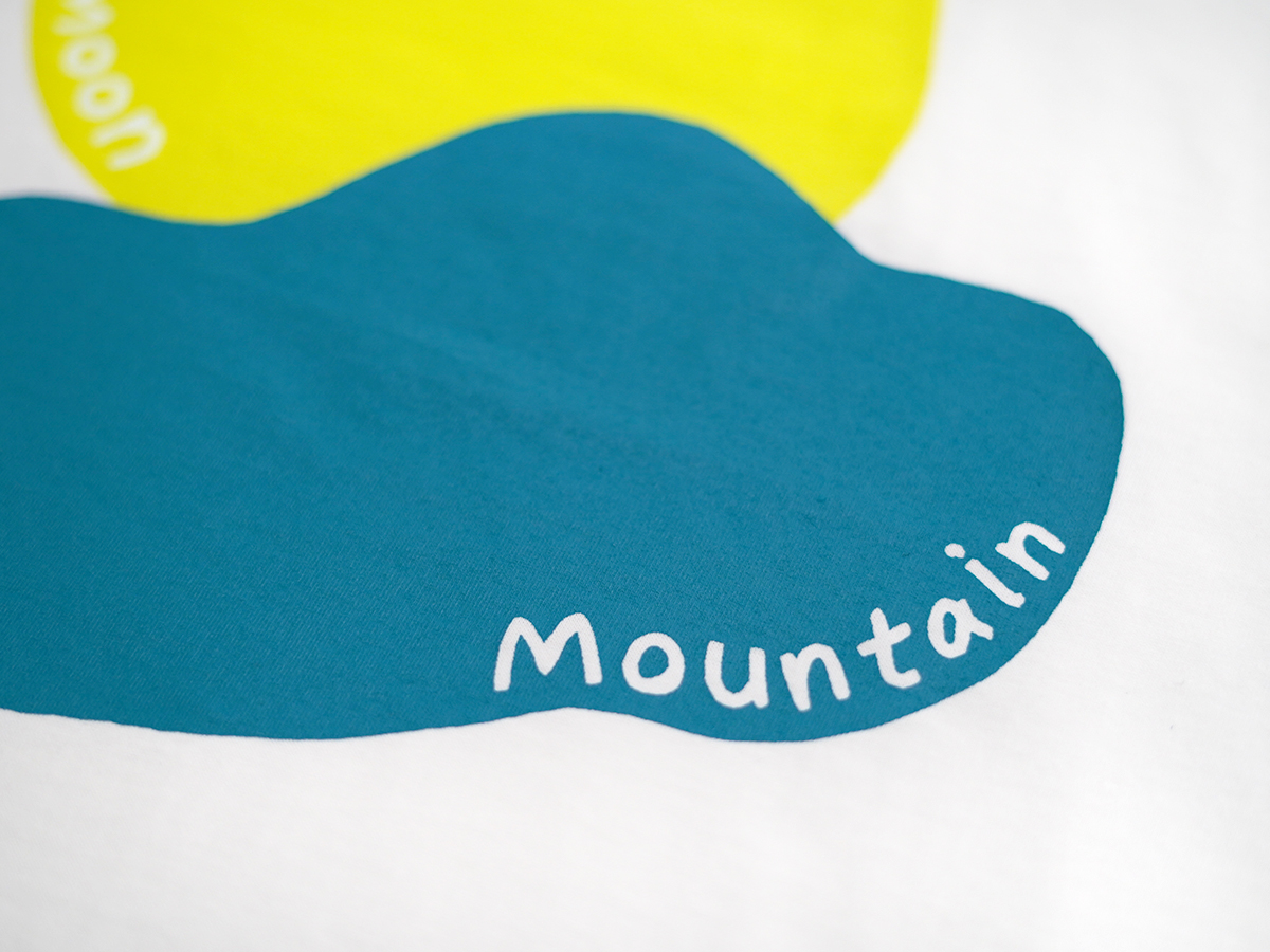 【mountain&moon】Women’s T-shirt